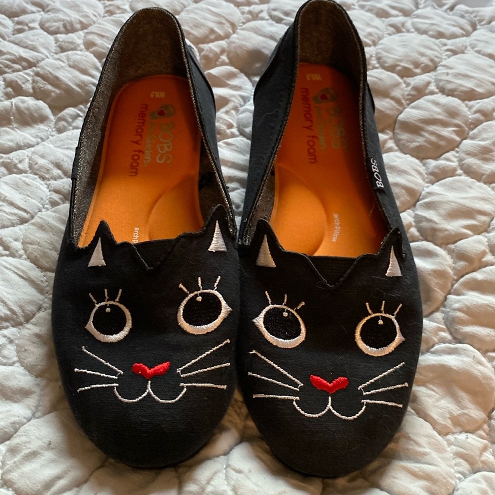 Skechers BOBS cat shoes